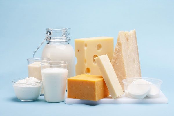 Sữa và các sản phẩm từ sữa luôn có hàm lượng canxi cao