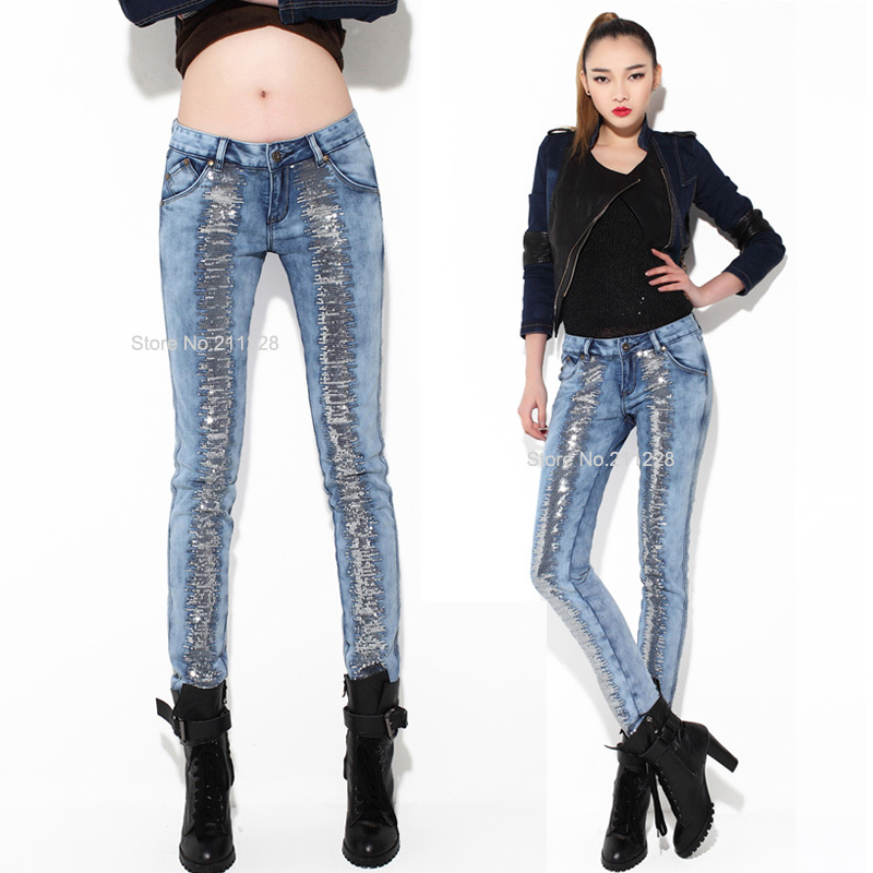 quan jean - 3 mốt quần jeans đang sốt ở showbiz Hàn