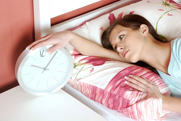 Làm sao chữa trị chứng khó ngủ?