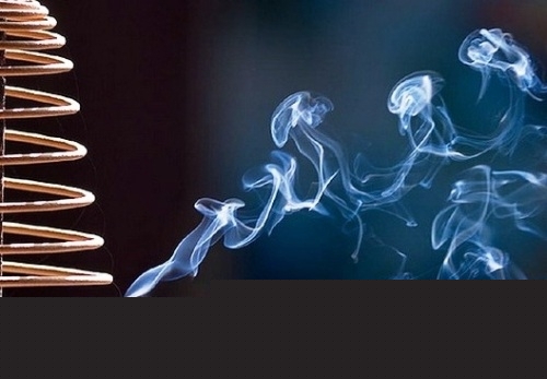 Nhang khói gây ảnh hưởng xấu đến sưc khỏe bà bầu
