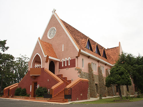 Nhà thờ Domaine de Marie, Đà Lạt và dấu ấn kiến trúc 70 năm tuổi