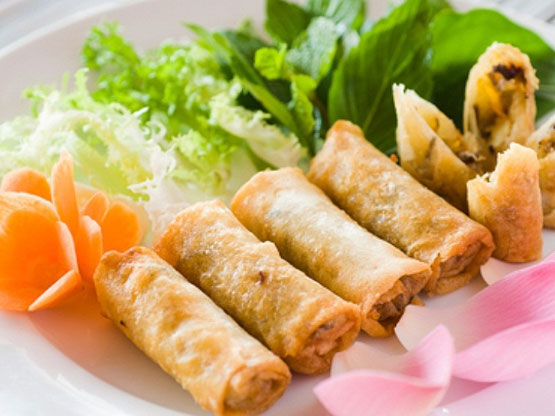 Chả ram bắp – vị ngon tan trên từng thớ lưỡi   