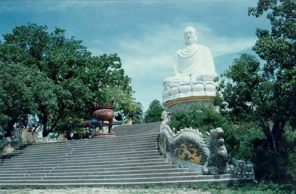 chua dai tong lam vung tau 3 600x394 - Chùa Đại Tòng Lâm Vũng Tàu - Chốn bình yên giữa đời thường!