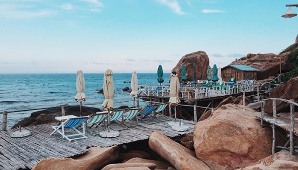 Tận mắt chiêm ngưỡng khu nhà gỗ Bình Ba đẹp hơn cả cổ tích tan mat chiem nguong khu nha go binh ba dep hon ca co tich1 1 600x343 - Tận mắt chiêm ngưỡng khu nhà gỗ Bình Ba đẹp hơn cả cổ tích