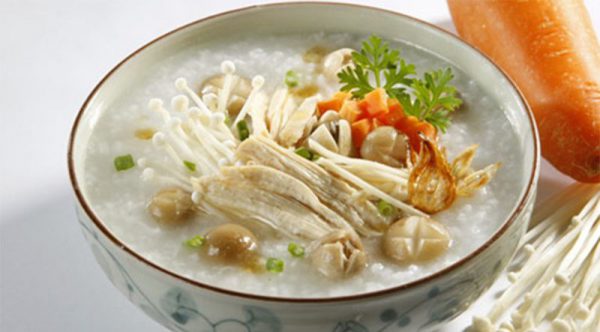 Chao ga nam huong 4 600x332 - Top 9 cách nấu cháo gà thơm ngon, đầy đủ dinh dưỡng cho gia đình